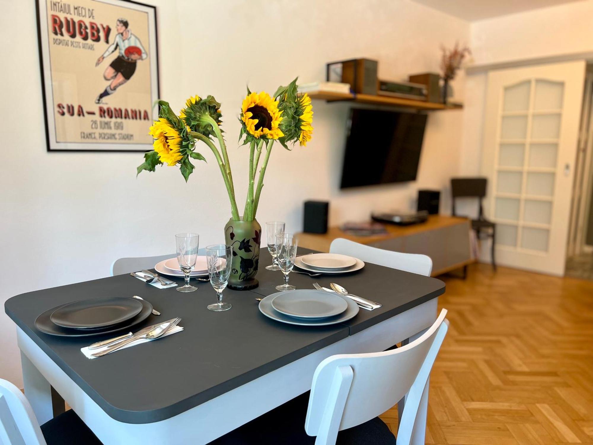 Castanilor 6 - Hip Industrial Apartment Close To City Centre Brasov Ngoại thất bức ảnh